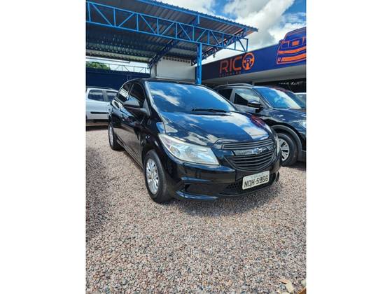 CHEVROLET ONIX 1.0 MPFI LS 8V FLEX 4P MANUAL CHEVROLET ONIX 1.0 MPFI LS 8V FLEX 4P MANUAL